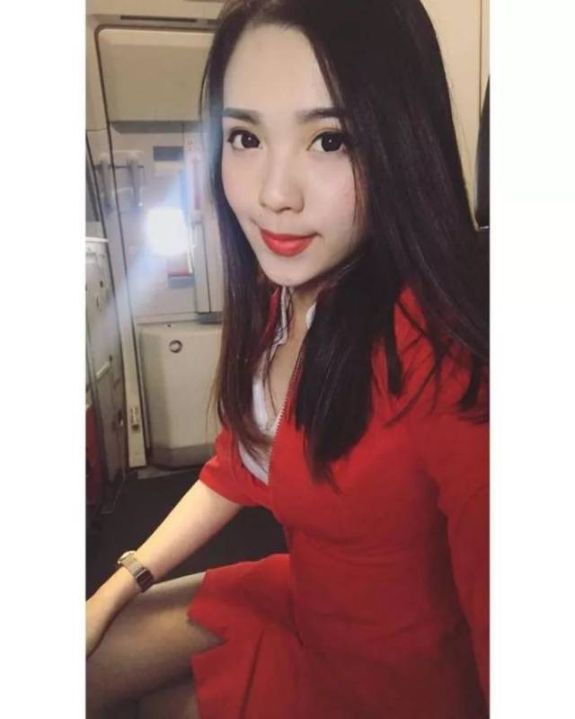 84间房主播跳舞 香烟与丝绒